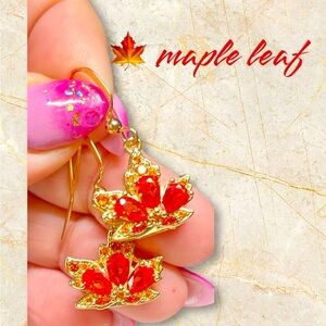 🍁Stunning Gold and Red Earrings maple leaf